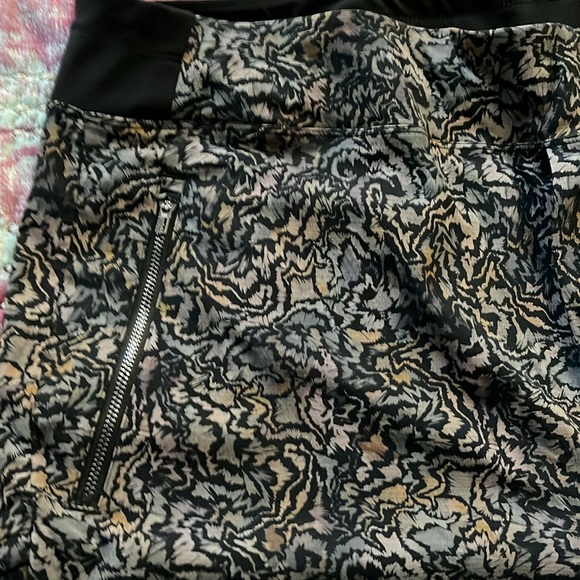 Athleta Trekkie North Pull On Jogger - Picture 3 of 10